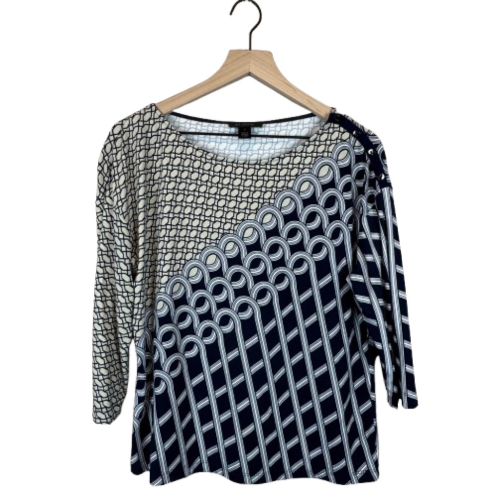 ST. JOHN Geometric Lattice Top with Button Sleeve Detail